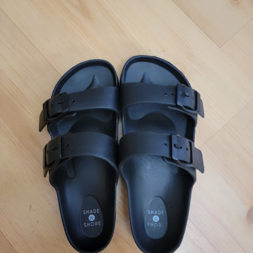 Women sandals